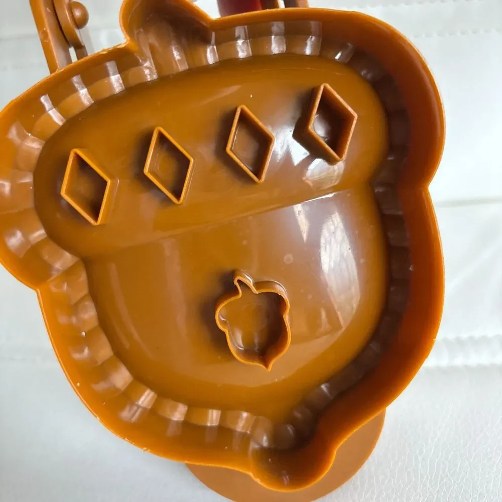 Williams Sonoma Autumn Mini Pie Molds Set Of 3 Pumpkin/Acorn/ Apple Pies